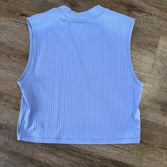 Athleta Womens Medium Rib Crop Rash Guard Purple UPF Sleeveless Mockneck - Picture 3 of 3